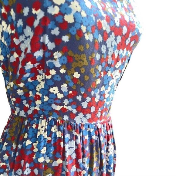 Forever 21 Blue, Red, and White Floral Sleeveless Lightweight Summer Dress Sz M - Picture 3 of 14